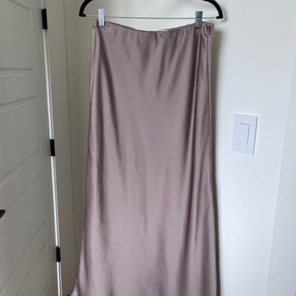 Abercrombie & Fitch - Long Mauve Satin Skirt - Picture 1 of 3